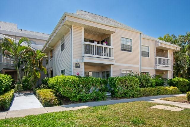 6907 Stones Throw Cir. #2106, St Petersburg, FL 33710
