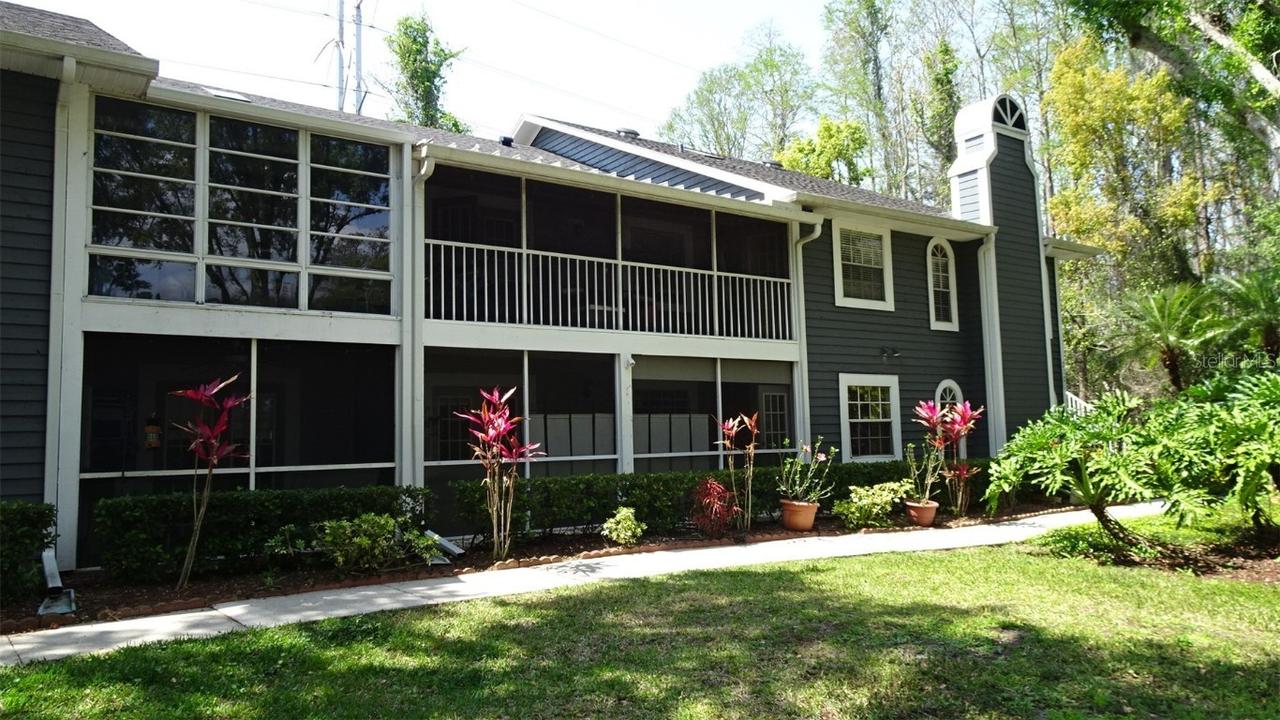 2101 Fox Chase Blvd. #102, Palm Harbor, FL 34683