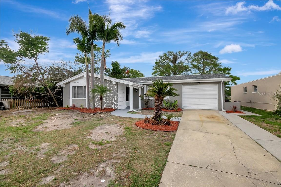 4111 Stratfield Dr., New Port Richey, FL 34652