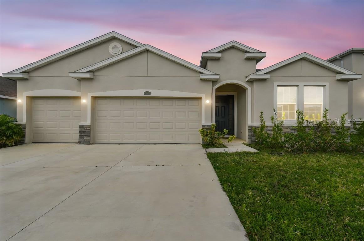 6674 Cobble Bliss St., Zephyrhills, FL 33541