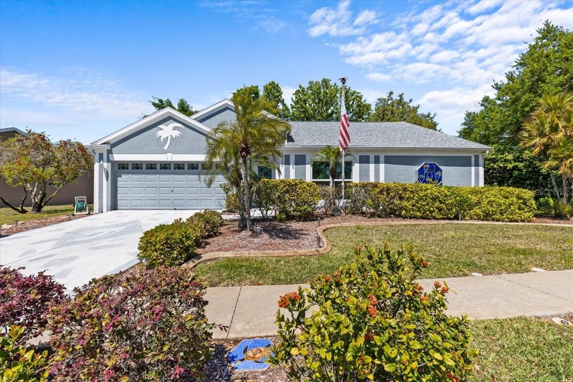 1700 Hunter Ln., Tarpon Springs, FL 34689