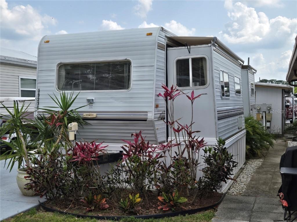 39236 Recess Dr., Zephyrhills, FL 33542