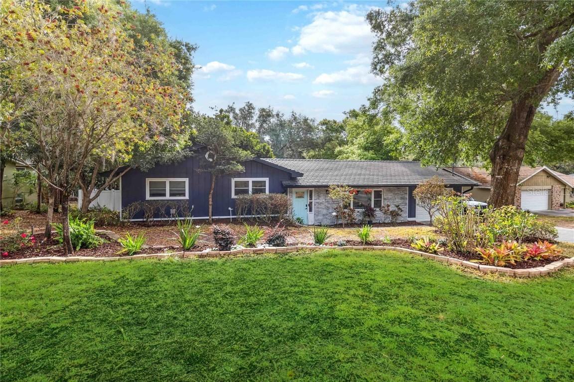 1850 Hilltop Dr., Mount Dora, FL 32757