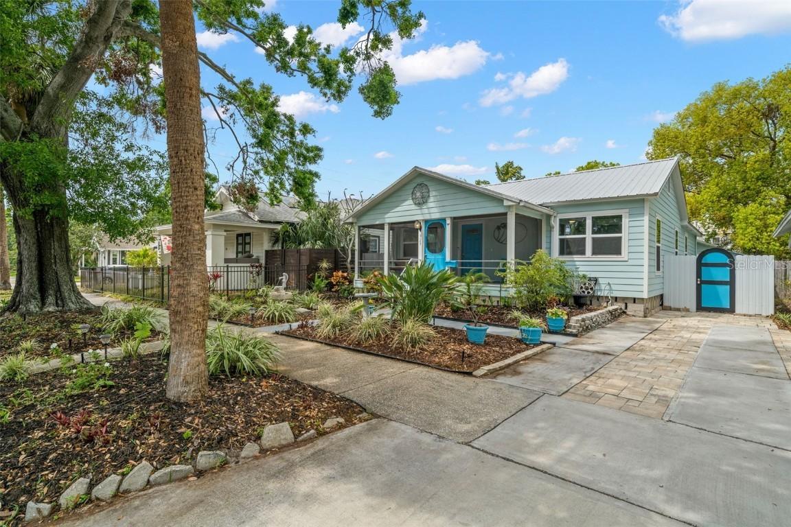929 21st Ave., St Petersburg, FL 33704