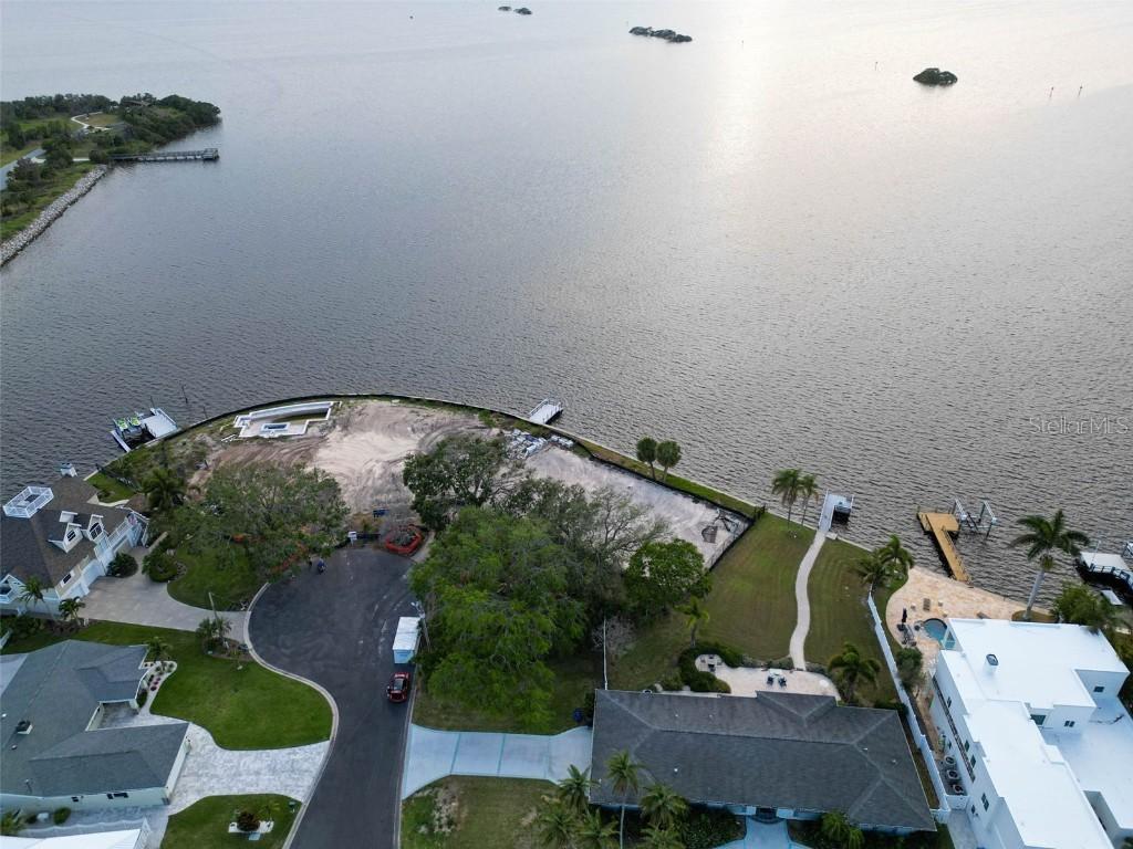 508 Driftwood Cir., Palm Harbor, FL 34683