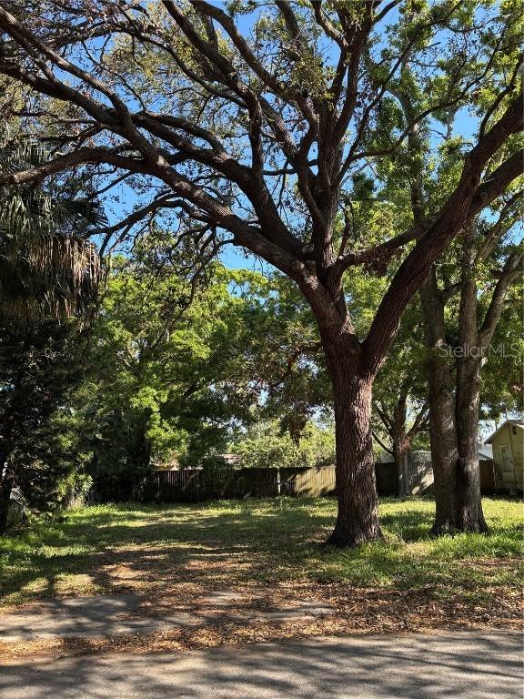 2671 61st Ave., St Petersburg, FL 33714