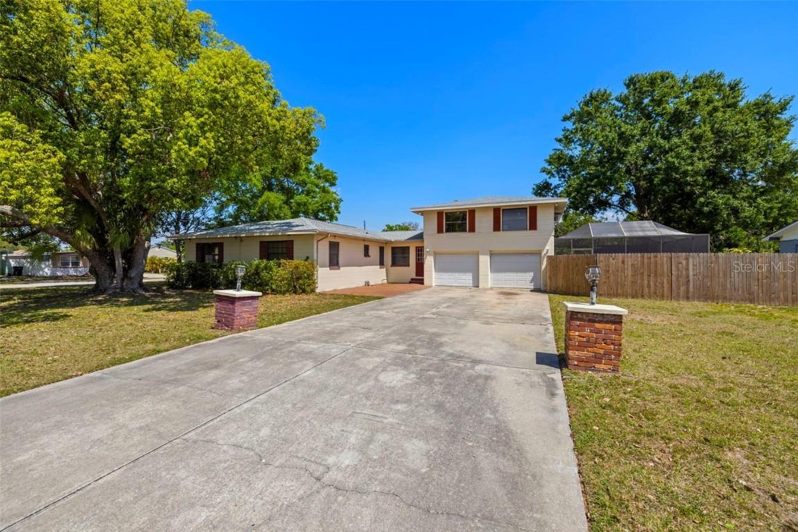 2890 40th Ave., St Petersburg, FL 33714
