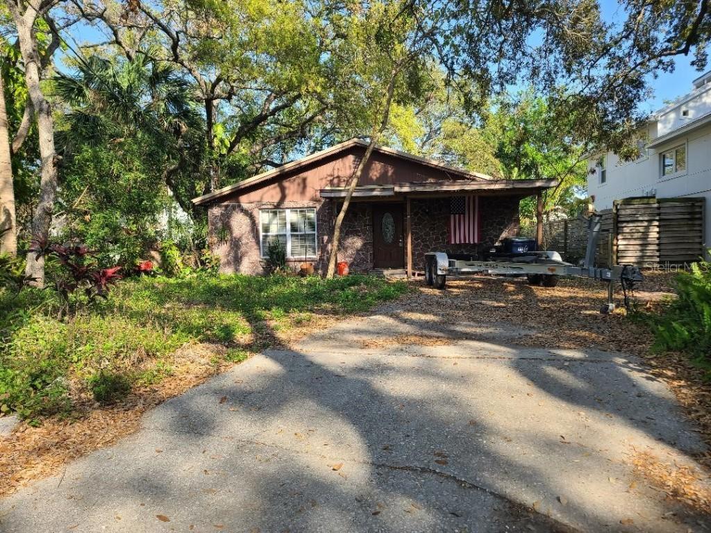 6202 S Elberon St., Tampa, FL 33611
