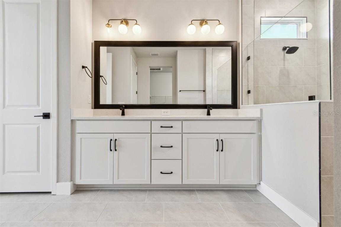671 Allora Ave., Nokomis, FL 34275