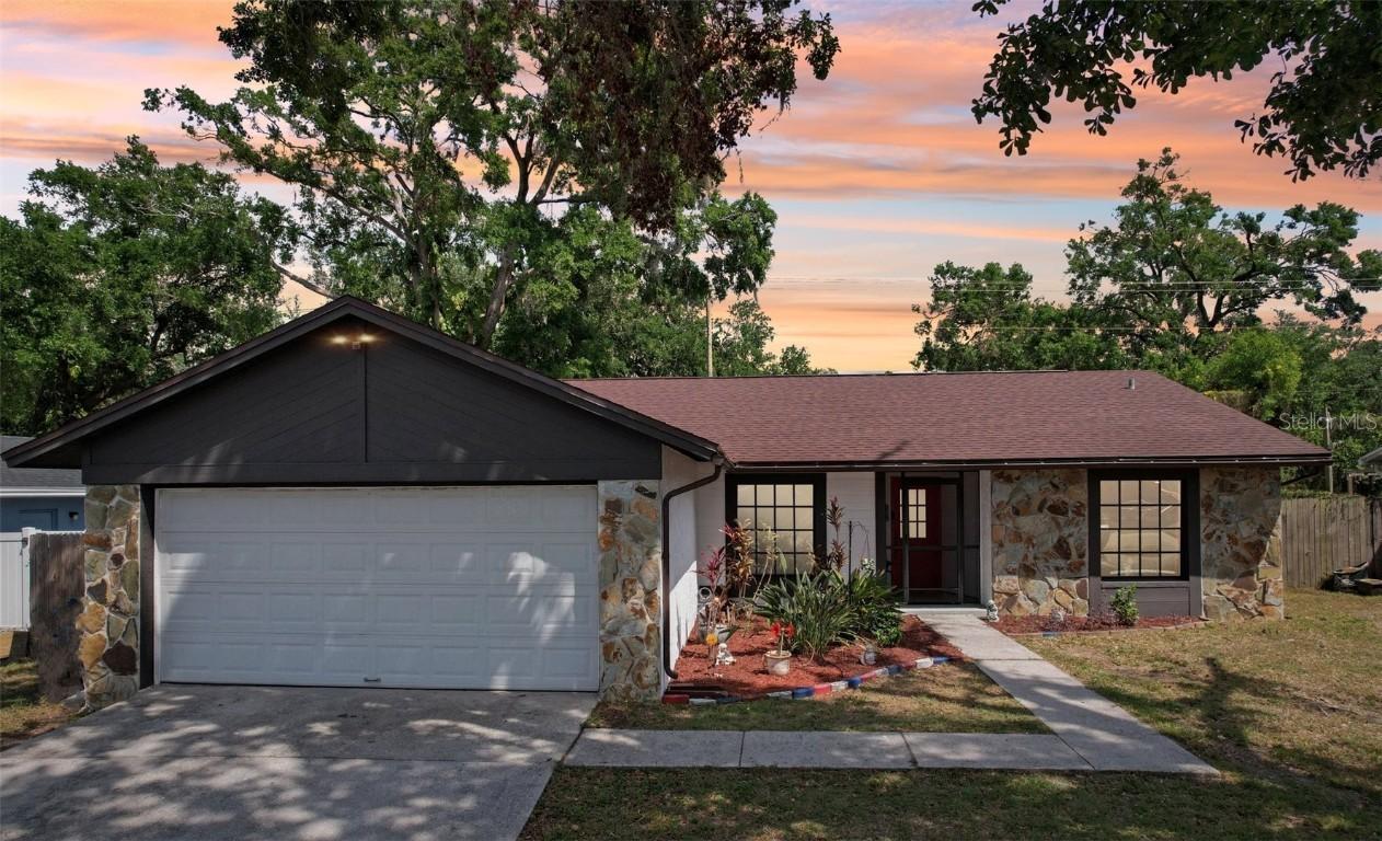 959 Benninger Dr., Brandon, FL 33510