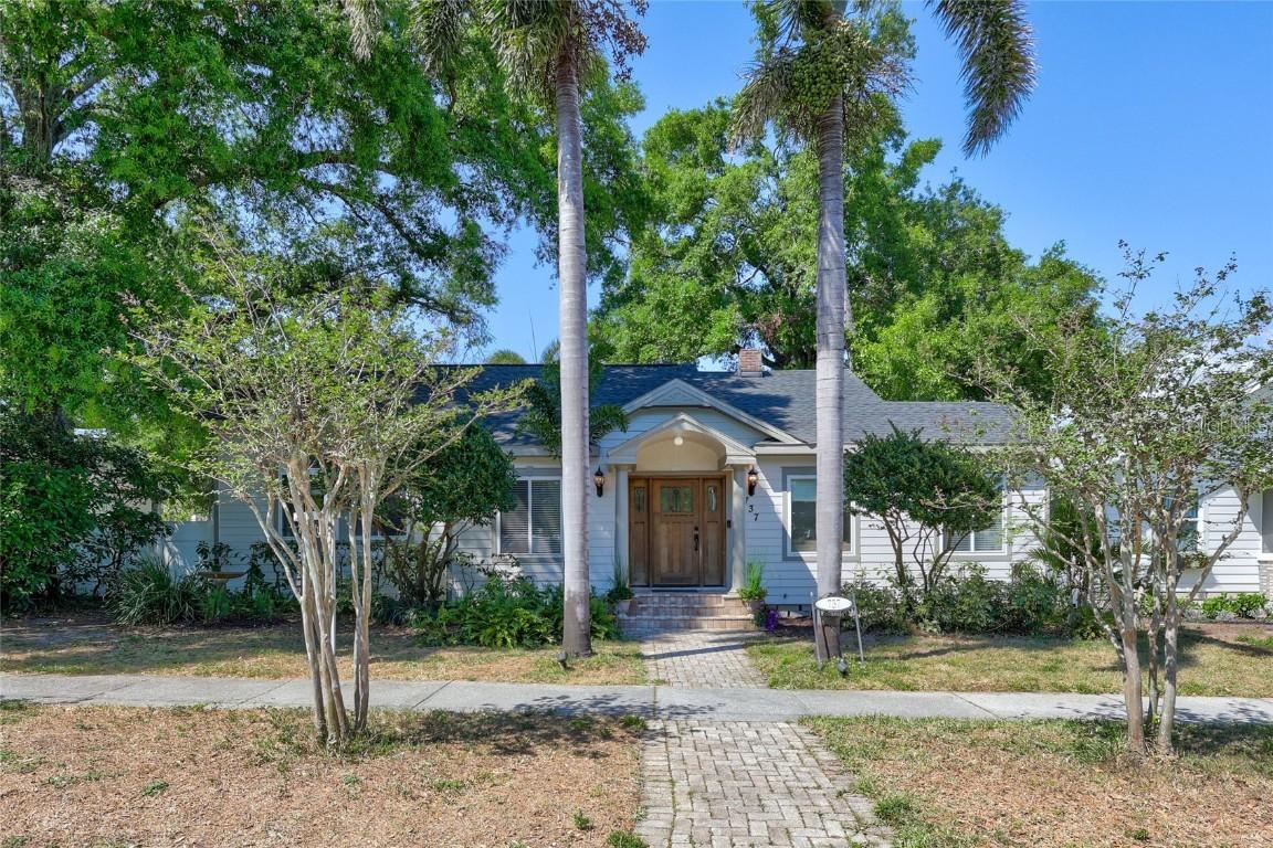 737 25th Ave., St Petersburg, FL 33704