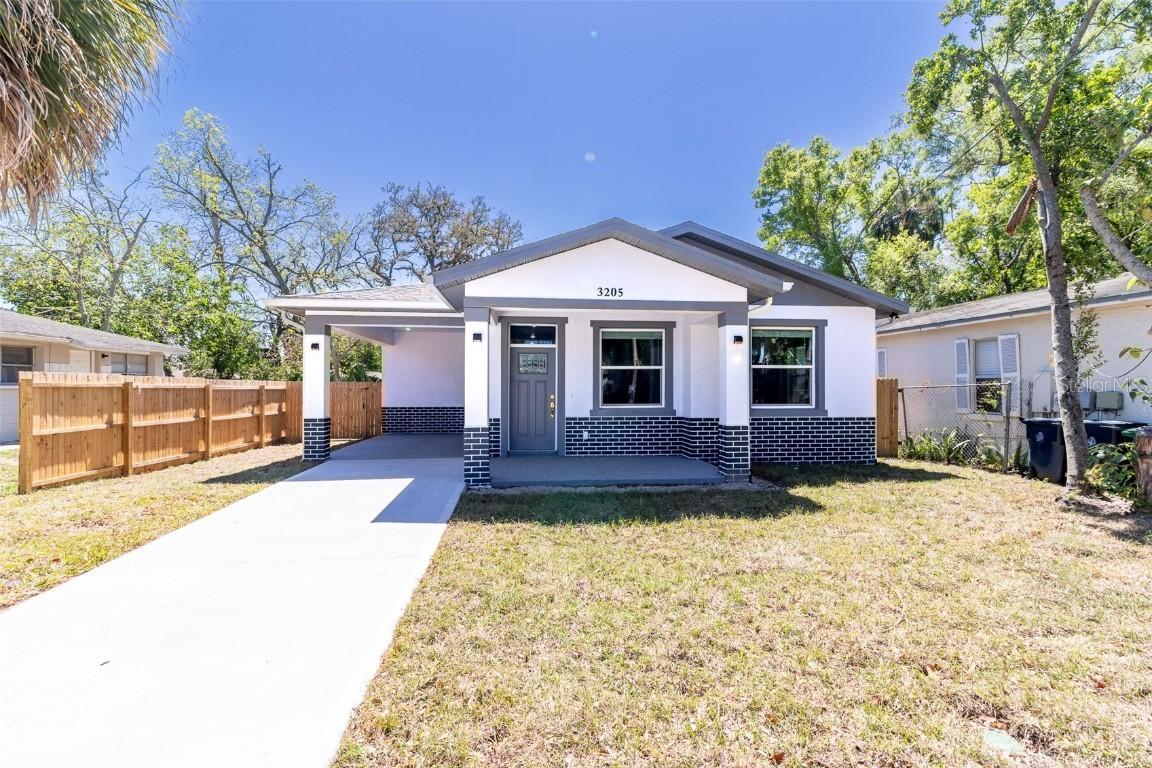 3205 E North Bay St., Tampa, FL 33610