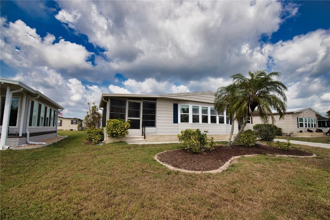 423 Tarde Logo Cir., North Port, FL 34287