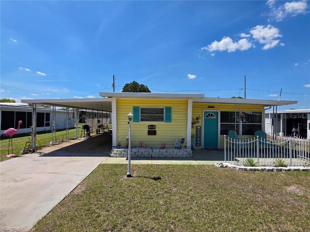 5239 Flint St., Zephyrhills, FL 33542