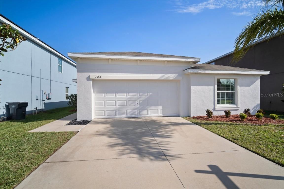 1506 Climbing Dayflower Dr., Ruskin, FL 33570