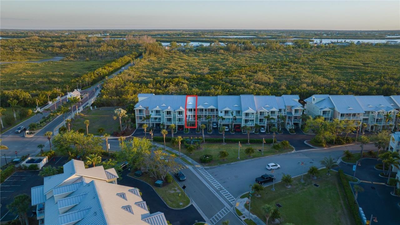 3210 Mangrove Point Dr., Ruskin, FL 33570