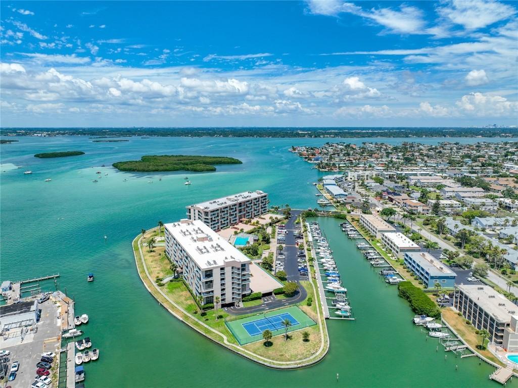 1 Key Capri #301E, Treasure Island, FL 33706