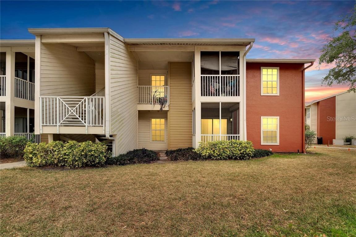209 Lake Brook Cir. #104, Brandon, FL 33511