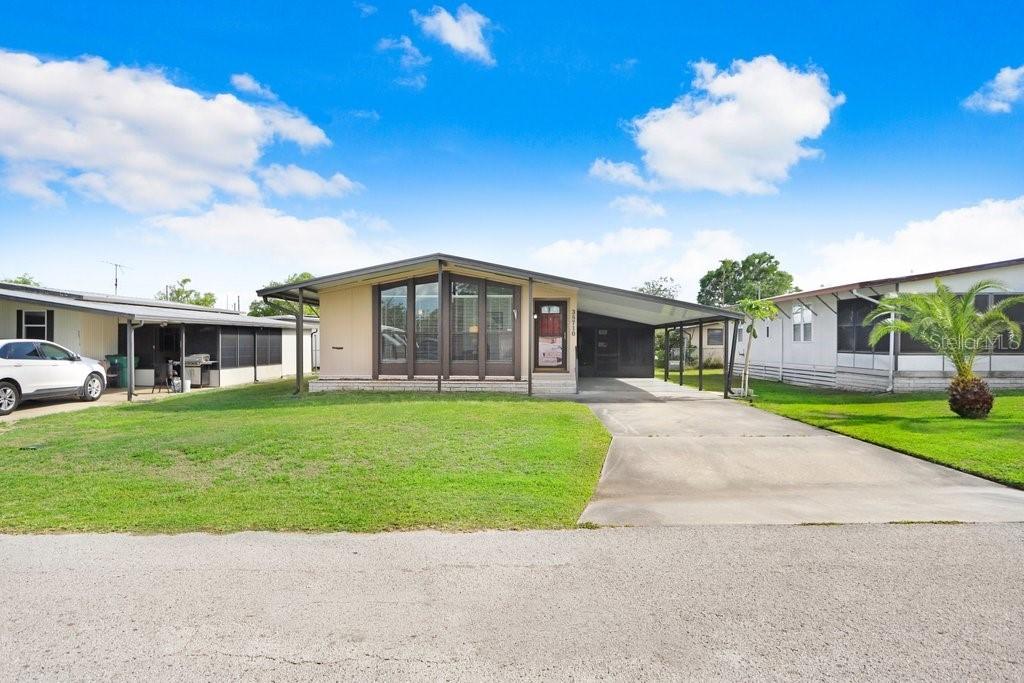 38710 Granger Ln., Zephyrhills, FL 33542