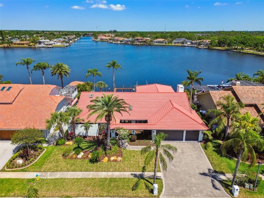 9807 Bay Island Dr., Tampa, FL 33615