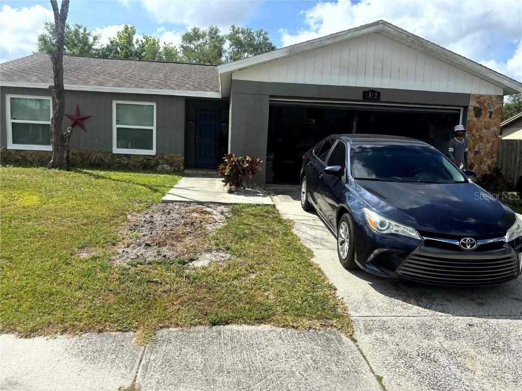 1312 Foxboro Dr., Brandon, FL 33511