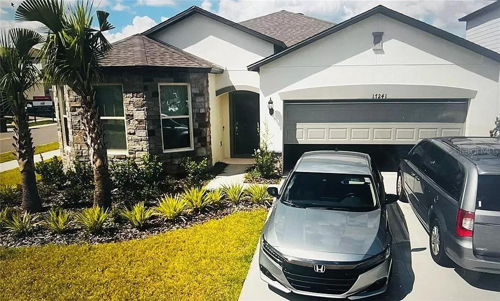 17241 Goldcrest Loop, Clermont, FL 34714