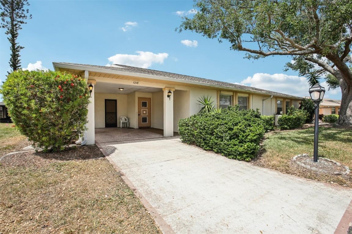 1218 Haddington Cir., Sun City Center, FL 33573