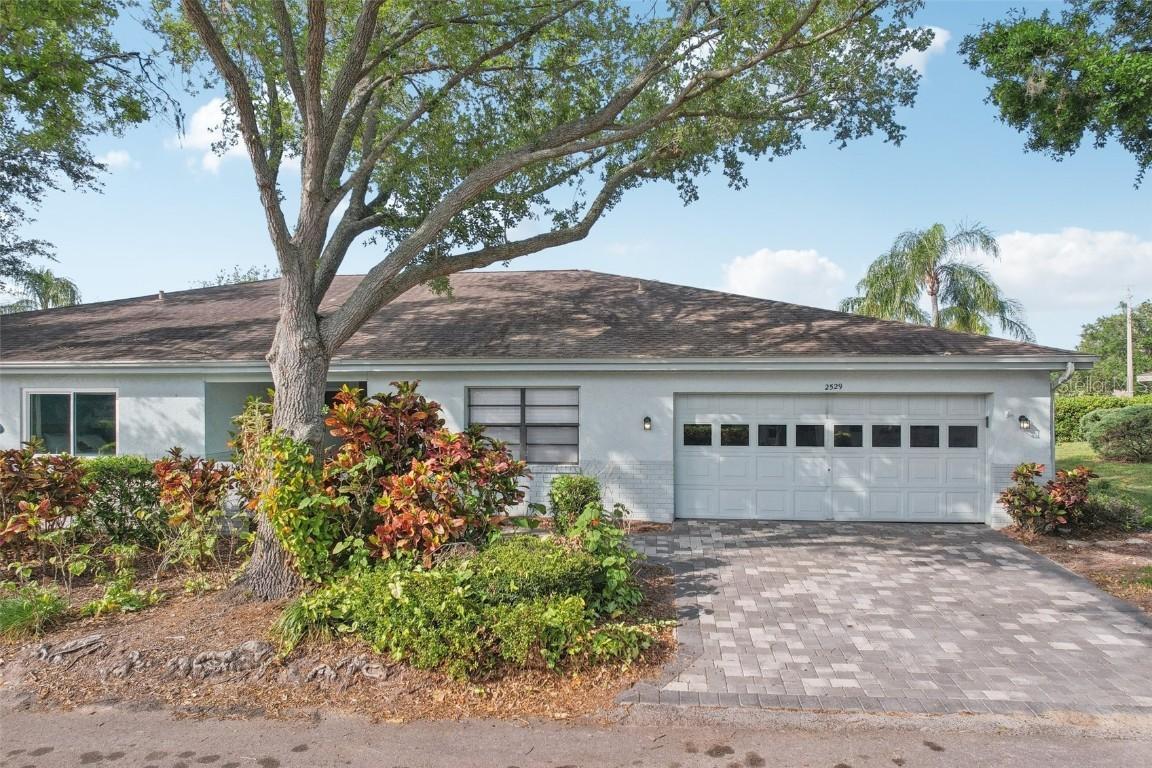 2529 Lancaster Dr., Sun City Center, FL 33573