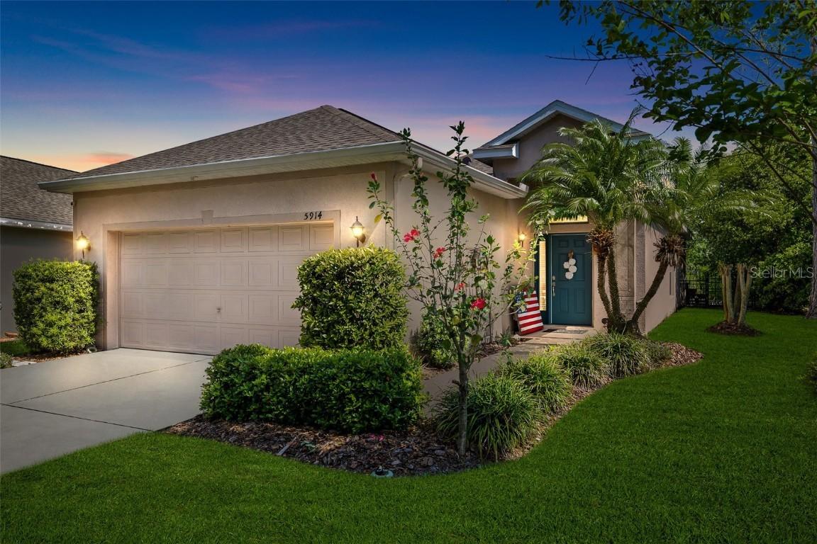 5914 Wrenwater Dr., Lithia, FL 33547