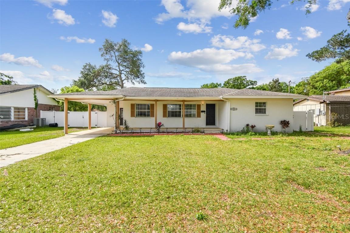2001 Spooner Dr., Plant City, FL 33563