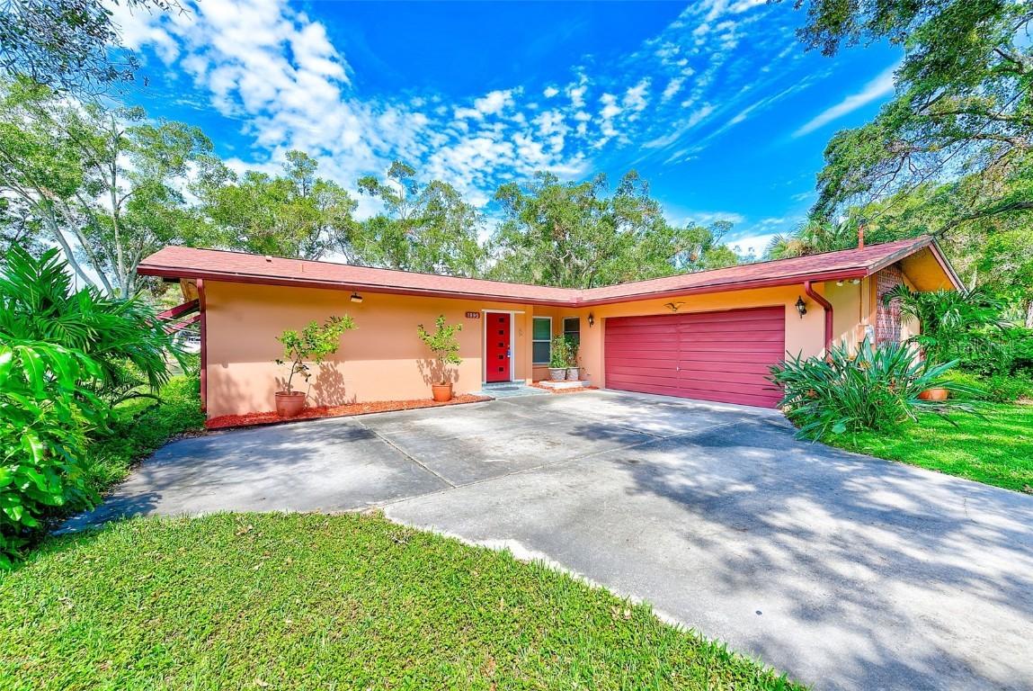 1895 Lake Judy Lee Dr., Largo, FL 33771