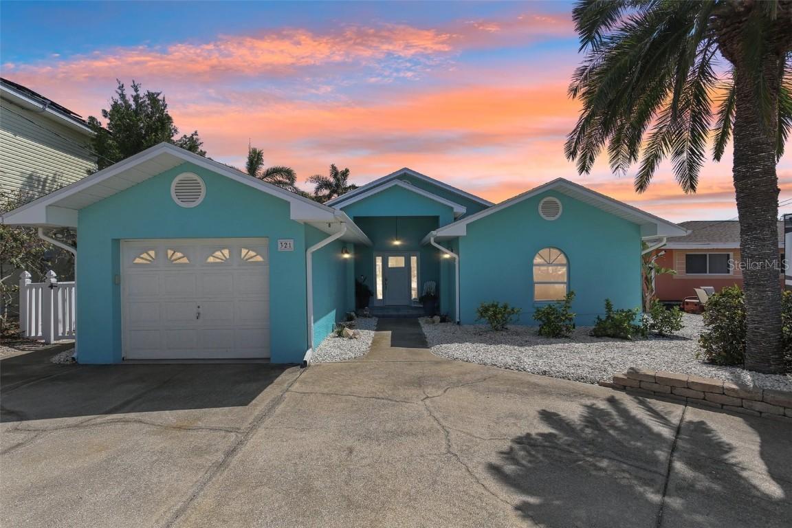 321 Bahia Vista Dr., Indian Rocks Beach, FL 33785