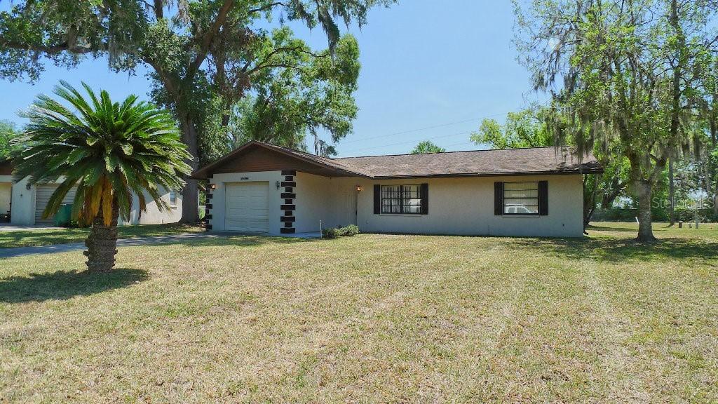 39696 Meadowood Loop, Zephyrhills, FL 33542