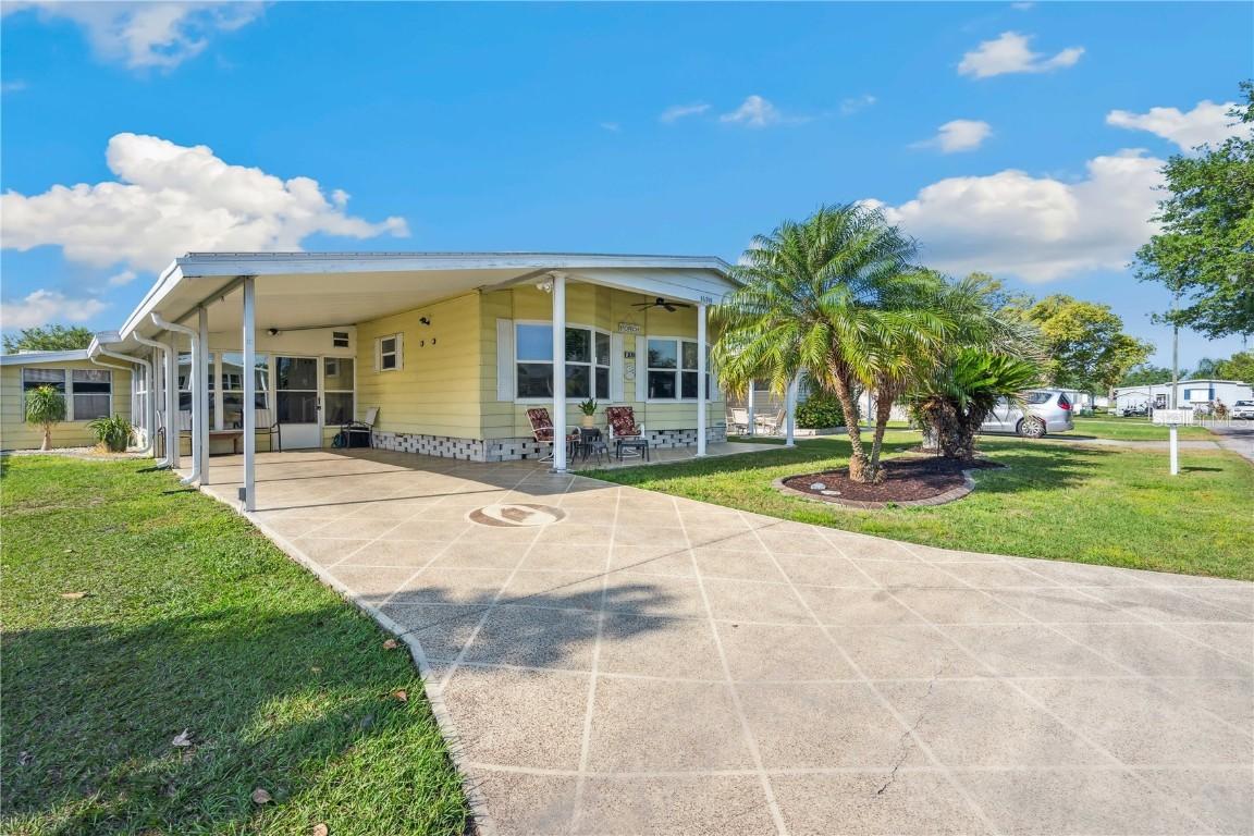 36748 Camelia Ct., Zephyrhills, FL 33542