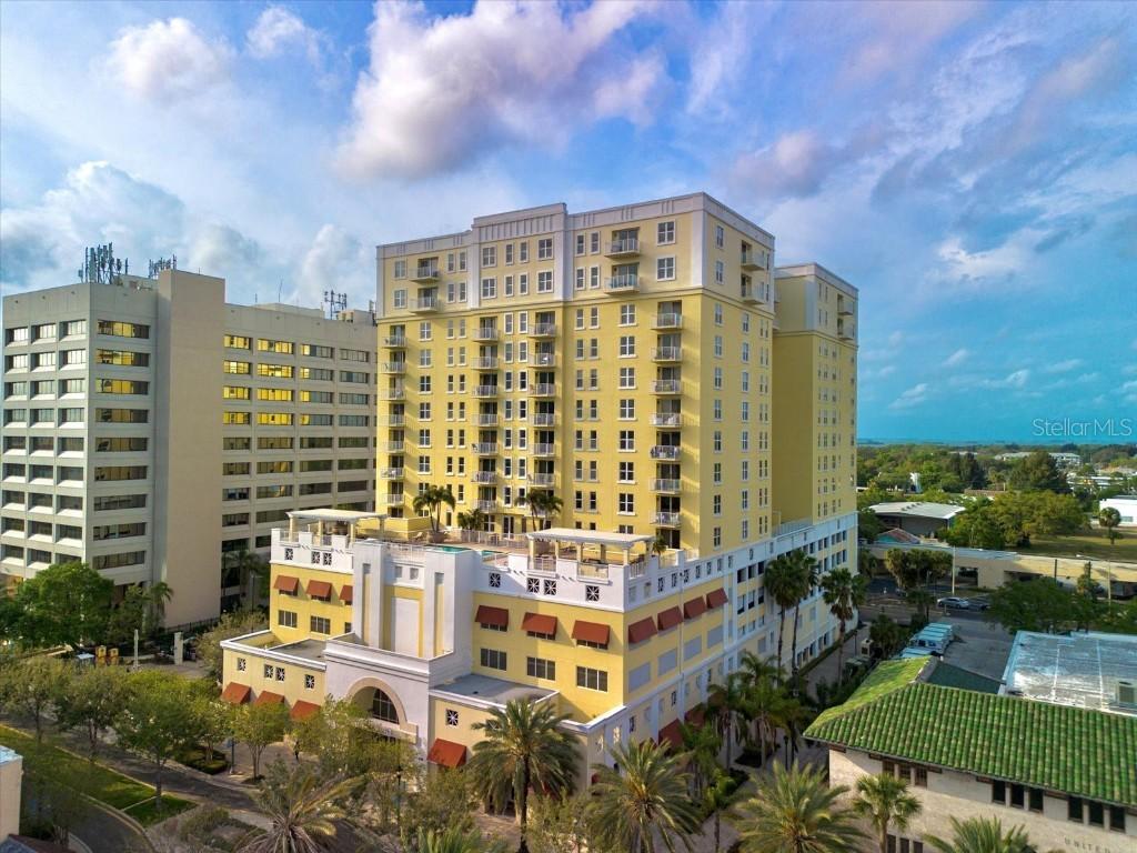 628 Cleveland St. #906, Clearwater, FL 33755