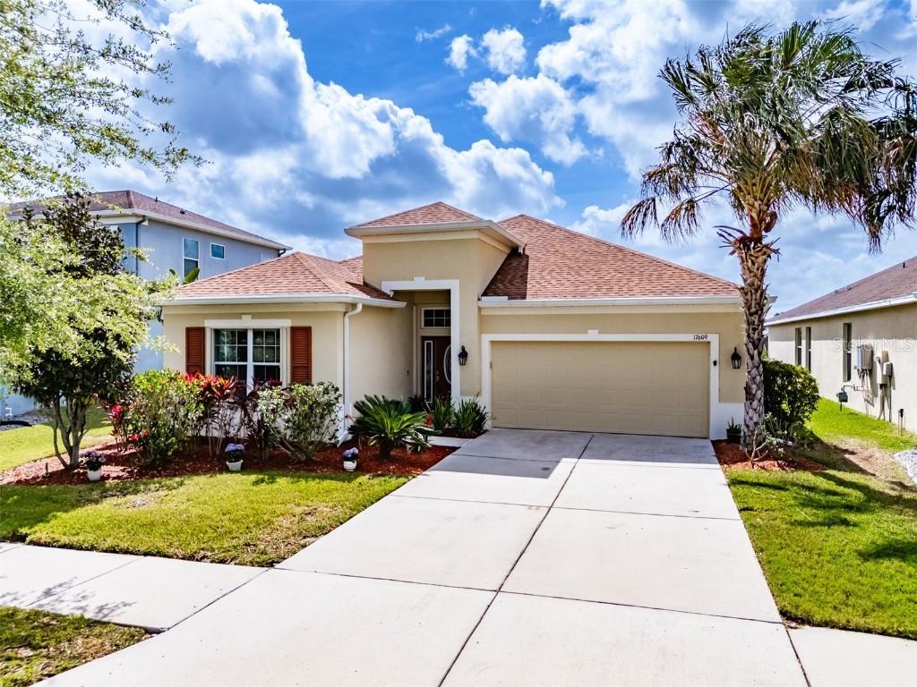 17609 Buckingham Garden Dr., Lithia, FL 33547