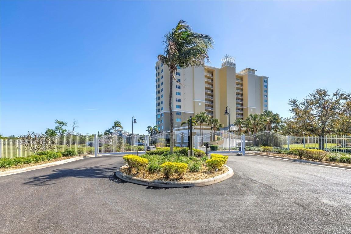 10851 Mangrove Cay Ln. #714, St Petersburg, FL 33716