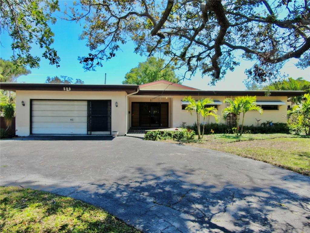 500 Oleander Way, St Petersburg, FL 33707