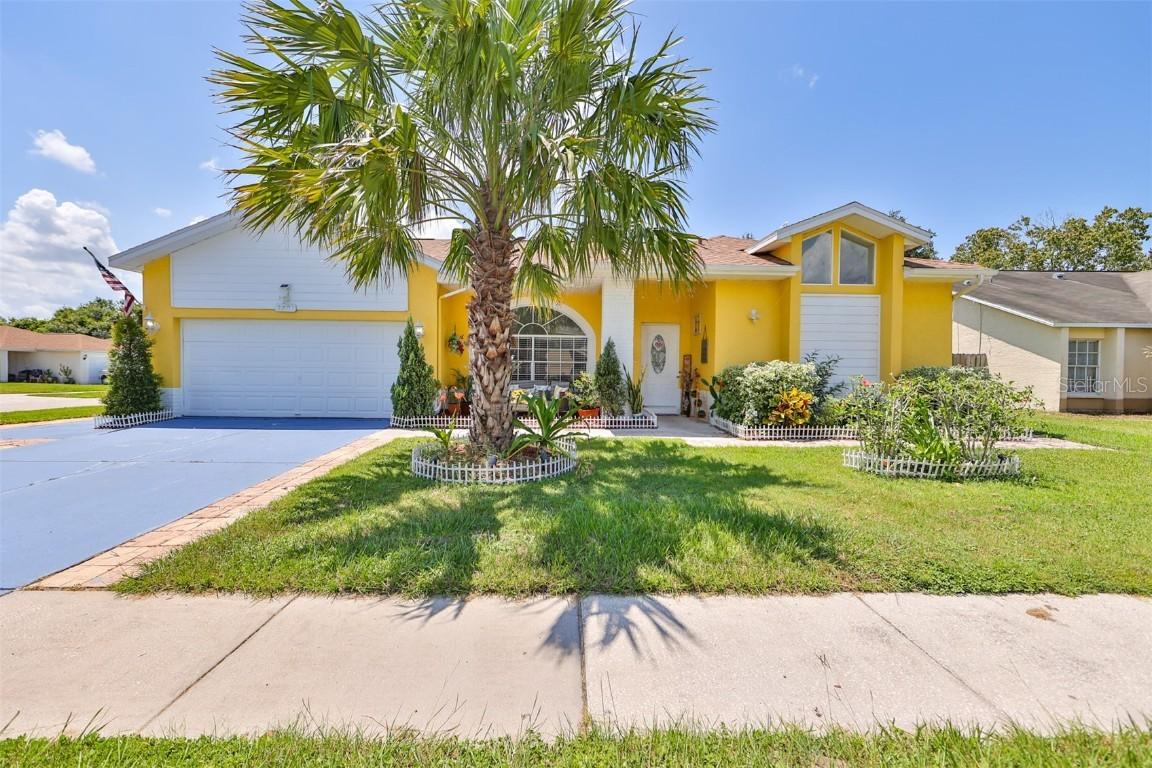 1301 Flaxwood Ave., Brandon, FL 33511