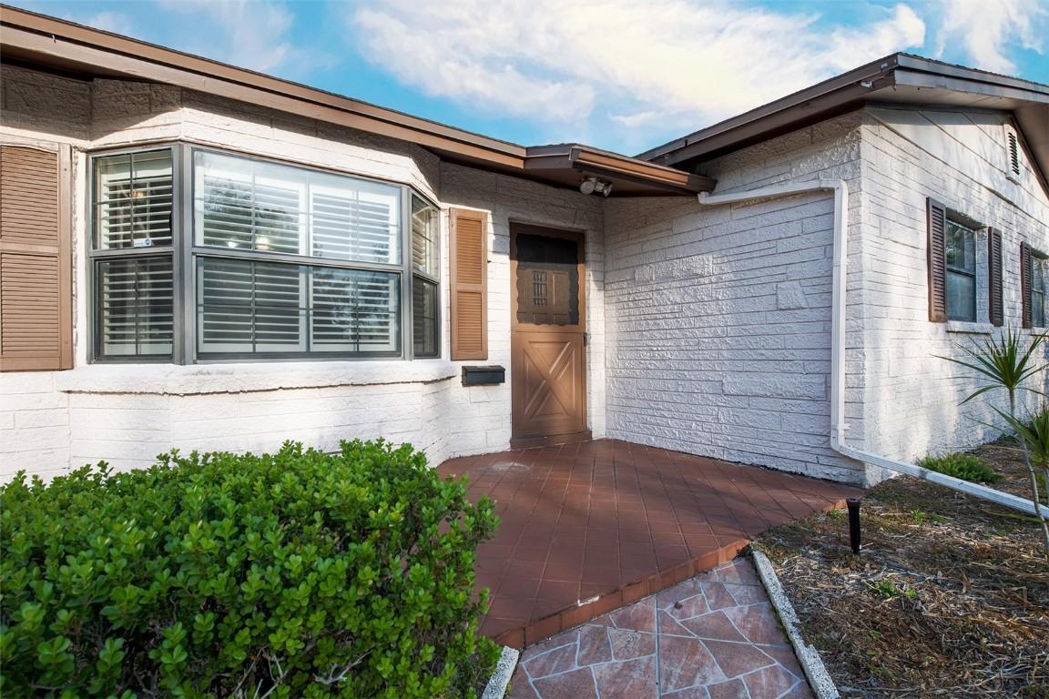 4712 Travertine Dr., Tampa, FL 33615