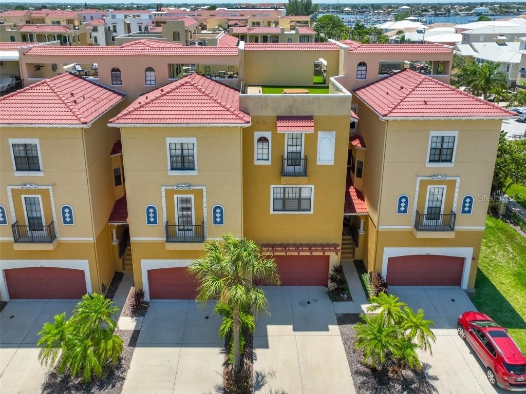 6407 Mayra Shores Ln., Apollo Beach, FL 33572