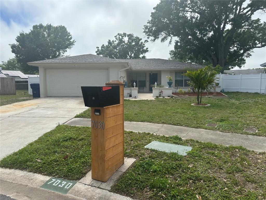 7030 Dalkeith Ave., St Petersburg, FL 33709