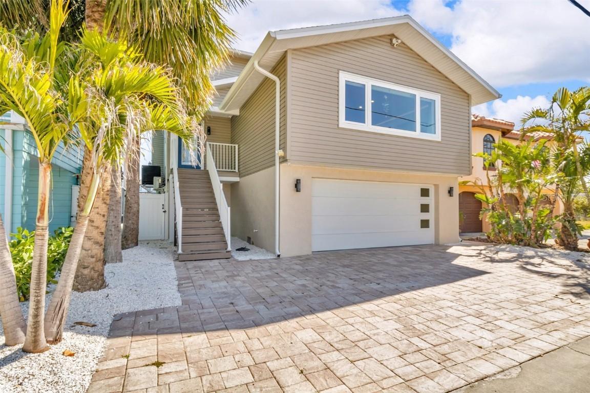 12312 Lagoon Ln., Treasure Island, FL 33706