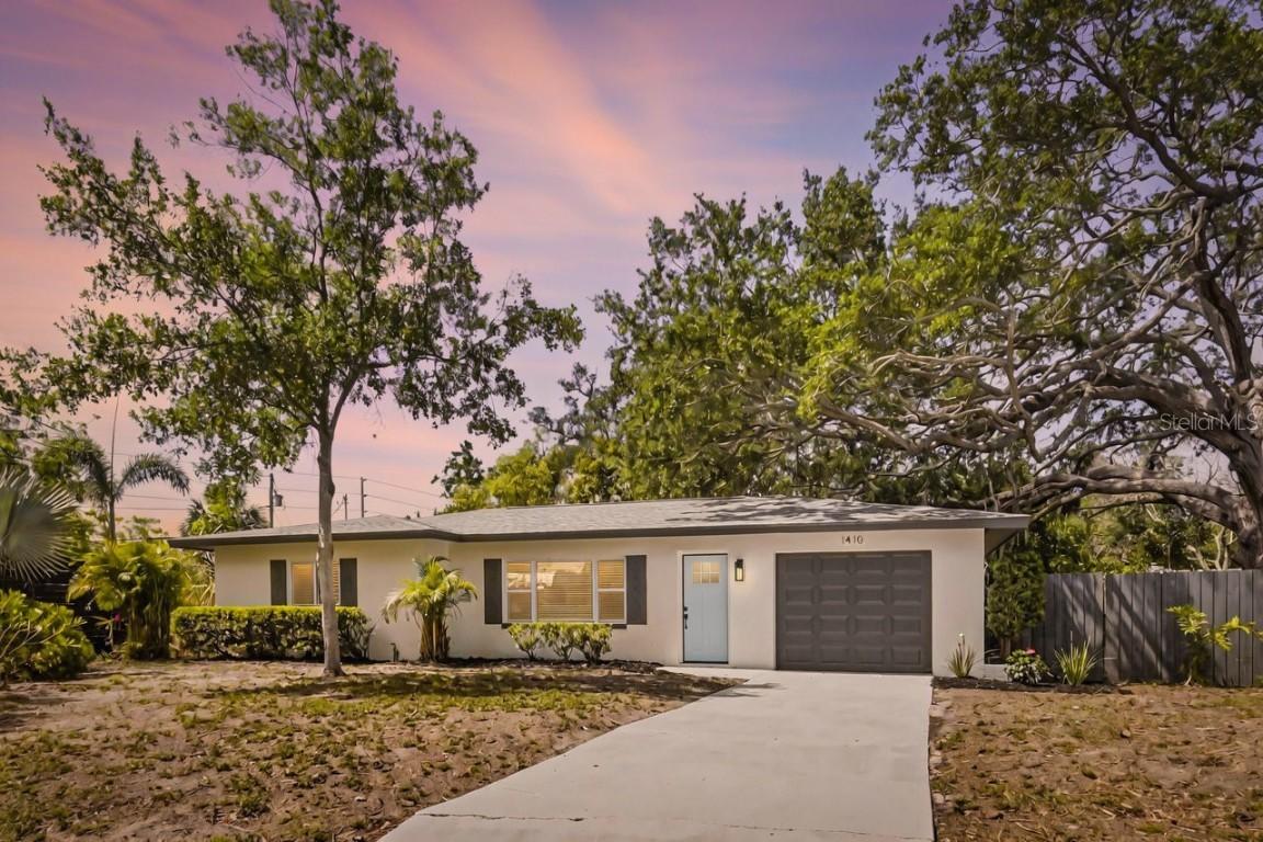 1410 San Charles Dr., Dunedin, FL 34698