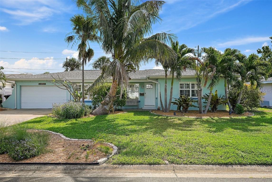 2310 Sunrise Dr., St Petersburg, FL 33705