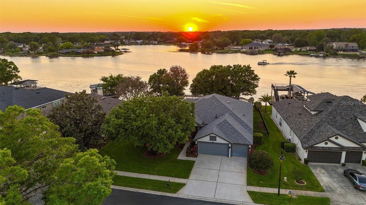 3829 Eagleflight Ln., Land O Lakes, FL 34639