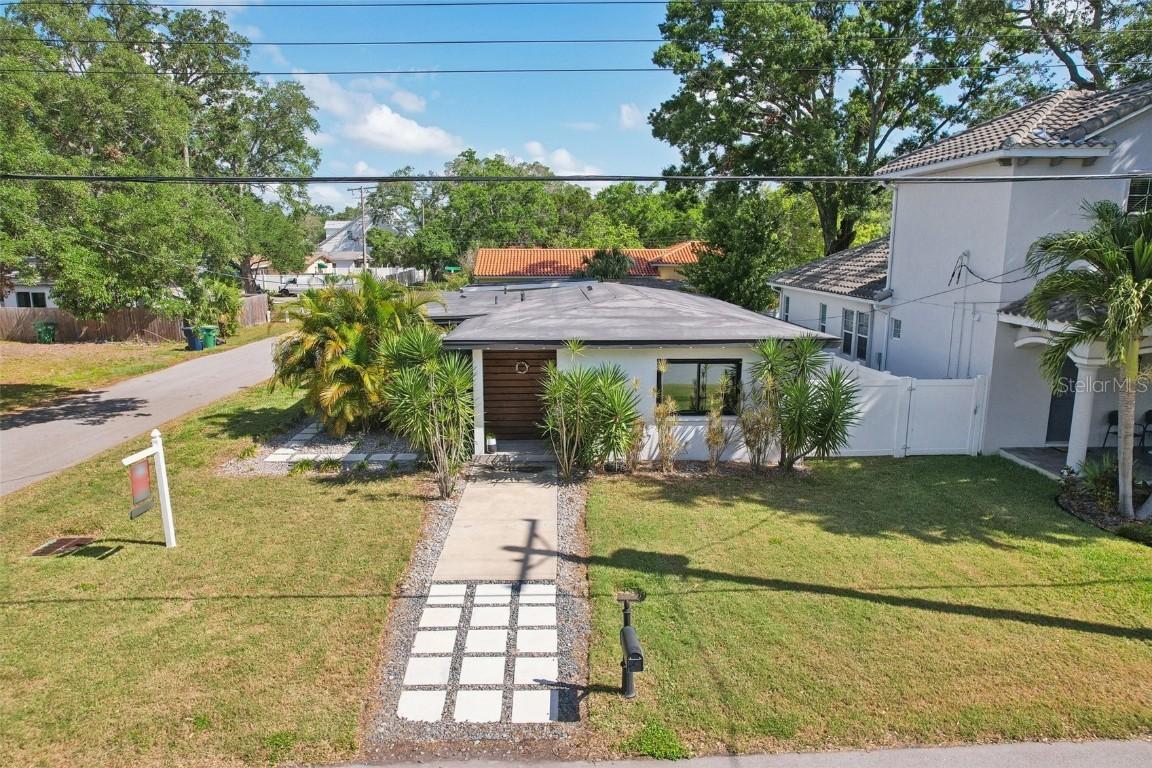3131 W Fielder St., Tampa, FL 33611