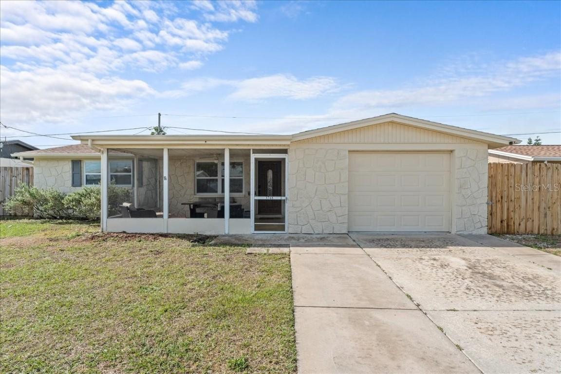 3748 Redwood Dr., Holiday, FL 34691