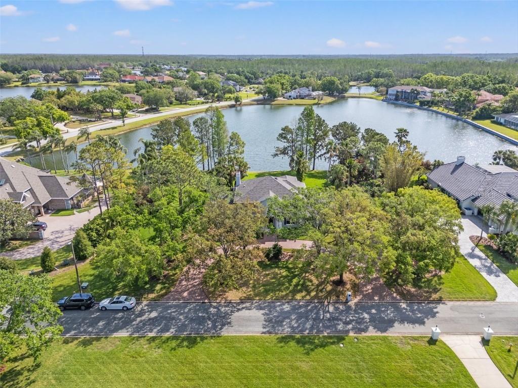 4121 Highland Park Cir., Lutz, FL 33558