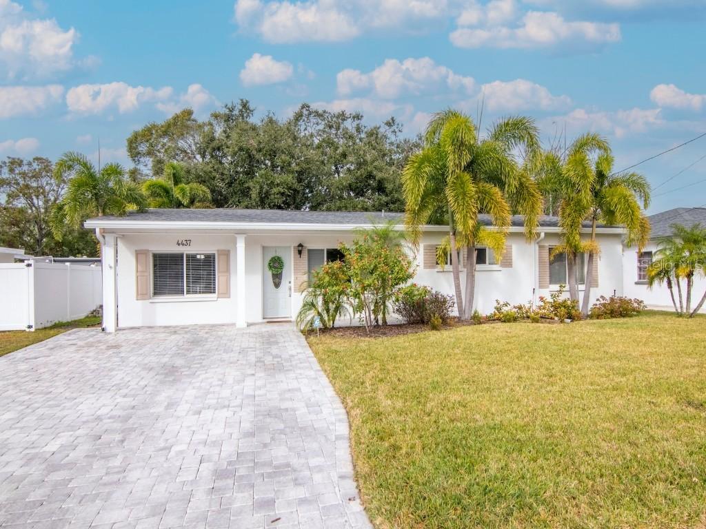 4437 W Bay Court Ave., Tampa, FL 33611